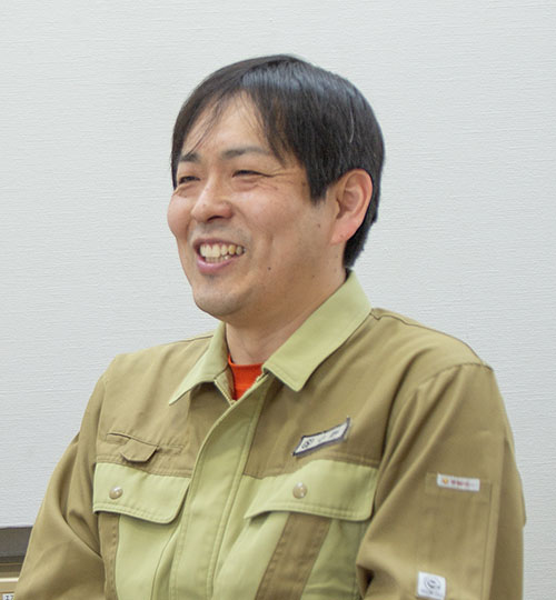 中野  崇作